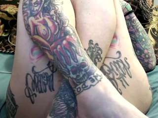 pamelagunns live cam profile