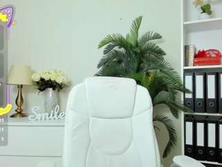 raisawest live webcam show