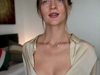 fantasticfairy's CamSoda show and profile