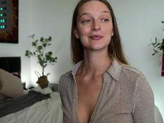 fantasticfairy's CamSoda show and profile