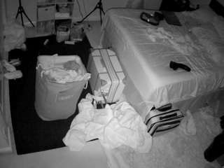 Voyeurcam-hornyhostel-01