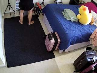 voyeurcam-hornyhostel-01