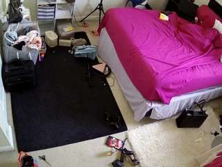 voyeurcam-hornyhostel-01