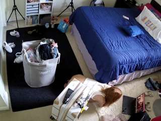 voyeurcam-hornyhostel-01