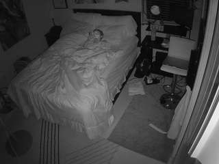voyeurcam-hornyhostel-01