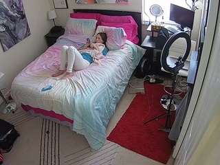 voyeurcam-hornyhostel-01