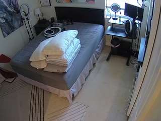 voyeurcam-hornyhostel-01