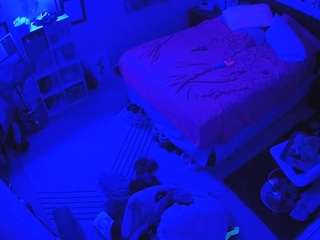 voyeurcam-hornyhostel-01
