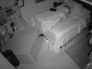 voyeurcam-hornyhostel-01 camsoda