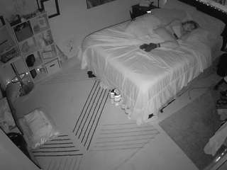 voyeurcam-hornyhostel-01 camsoda
