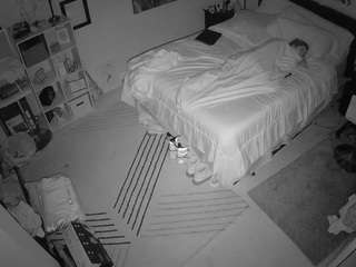 voyeurcam-hornyhostel-01 camsoda