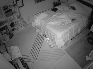 voyeurcam-hornyhostel-01 camsoda