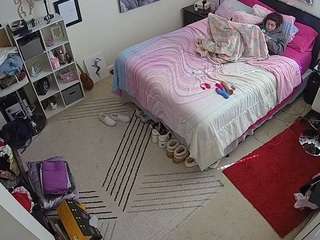 voyeurcam-hornyhostel-01 camsoda