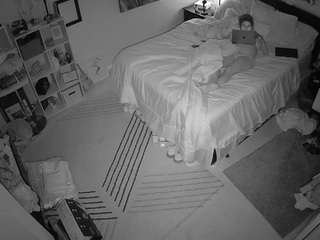 voyeurcam-hornyhostel-01 camsoda