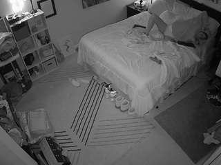 voyeurcam-hornyhostel-01