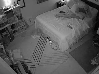 voyeurcam-hornyhostel-01