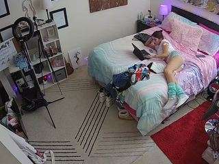 voyeurcam-hornyhostel-01