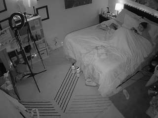 voyeurcam-hornyhostel-01