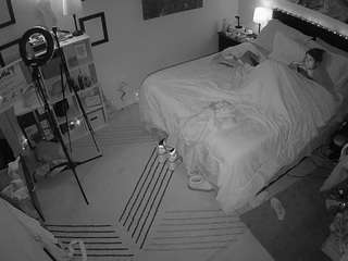 voyeurcam-hornyhostel-01