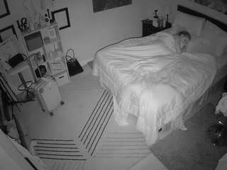 voyeurcam-hornyhostel-01