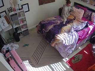 voyeurcam-hornyhostel-01