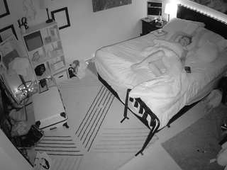voyeurcam-hornyhostel-01