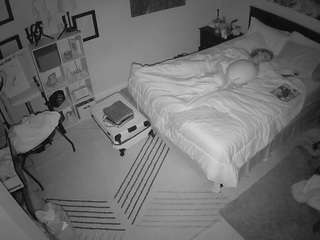 voyeurcam-hornyhostel-01 Drink live webcam