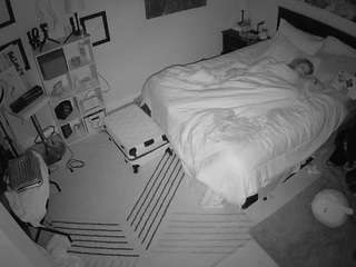 voyeurcam-hornyhostel-01
