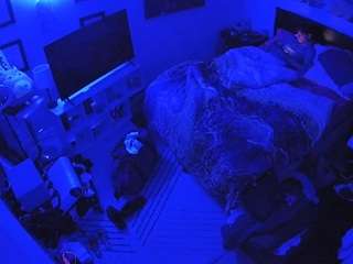 voyeurcam-hornyhostel-01