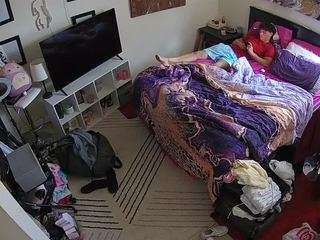 voyeurcam-hornyhostel-01