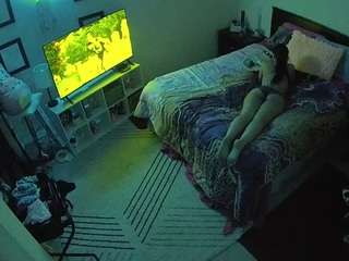 voyeurcam-hornyhostel-01