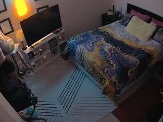 voyeurcam-hornyhostel-01