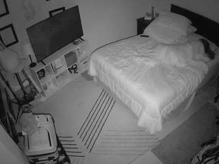 voyeurcam-hornyhostel-01
