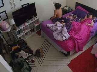 voyeurcam-hornyhostel-01 webcam