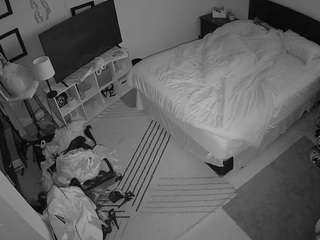 voyeurcam-hornyhostel-01