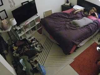 voyeurcam-hornyhostel-01