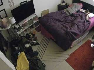 voyeurcam-hornyhostel-01