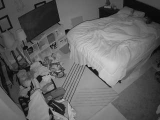 voyeurcam-hornyhostel-01
