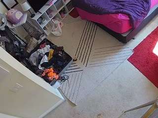 voyeurcam-hornyhostel-01 live cam profile