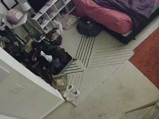 voyeurcam-hornyhostel-01 live cam profile