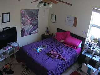 voyeurcam-hornyhostel-01