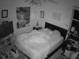voyeurcam-hornyhostel-01