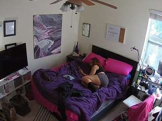 voyeurcam-hornyhostel-01