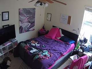 voyeurcam-hornyhostel-01