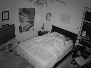 voyeurcam-hornyhostel-01