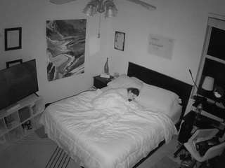voyeurcam-hornyhostel-01
