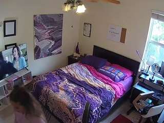 voyeurcam-hornyhostel-01