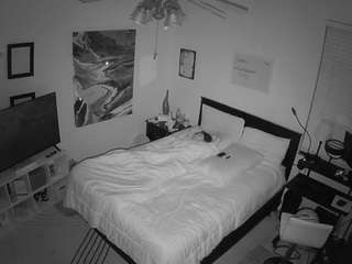 voyeurcam-hornyhostel-01