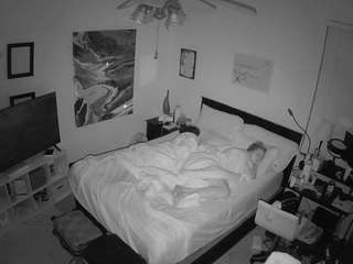 voyeurcam-hornyhostel-01