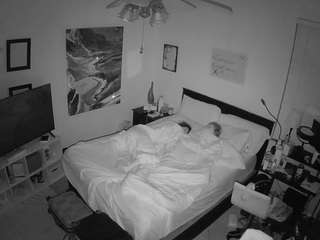 voyeurcam-hornyhostel-01